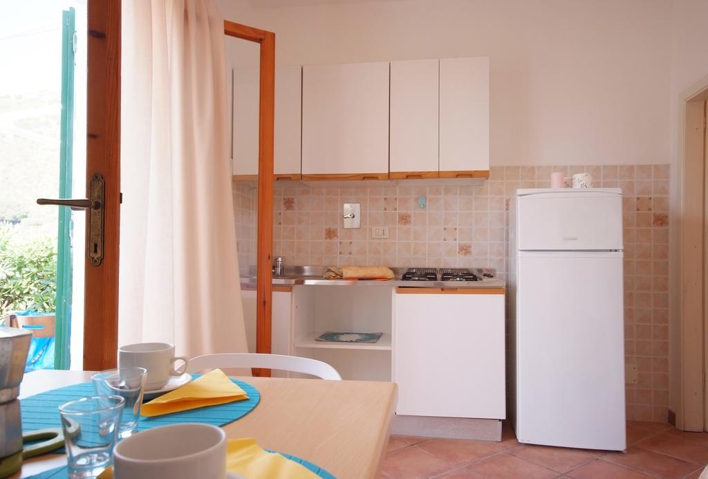 Casa Vacanze Dino Apartment กาโปลิเวรี ภายนอก รูปภาพ
